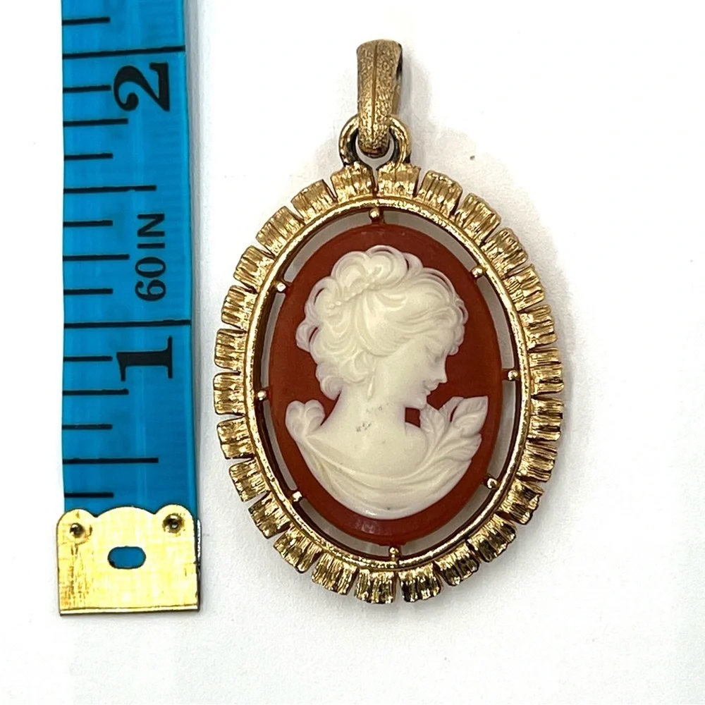 N/A vintage carved